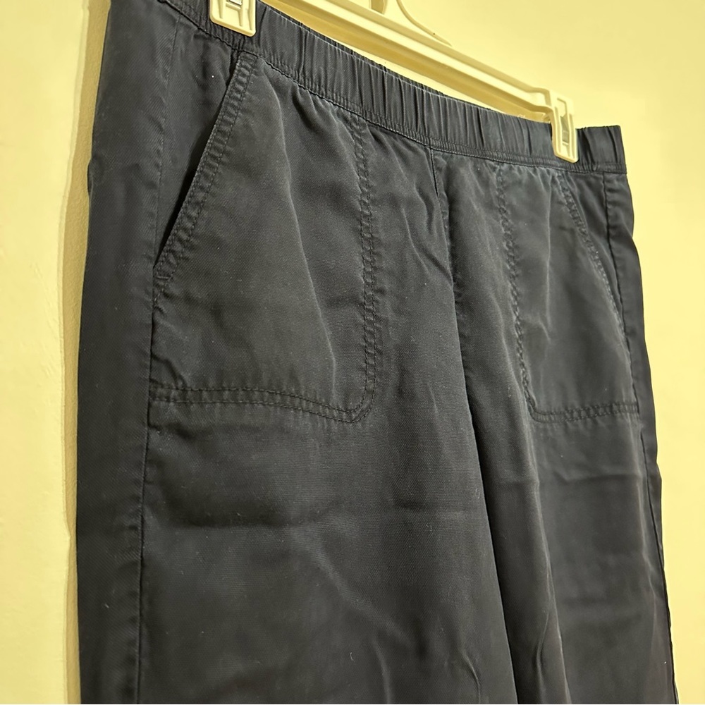 Talbots Weekend Jogger - Picture 3 of 7